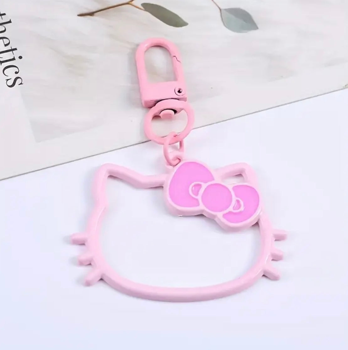 KITTY KEYCHAIN
