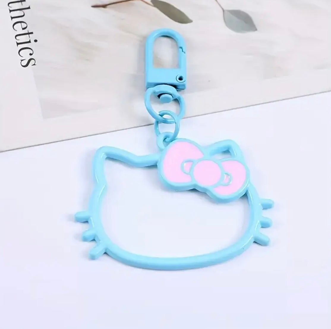 KITTY KEYCHAIN